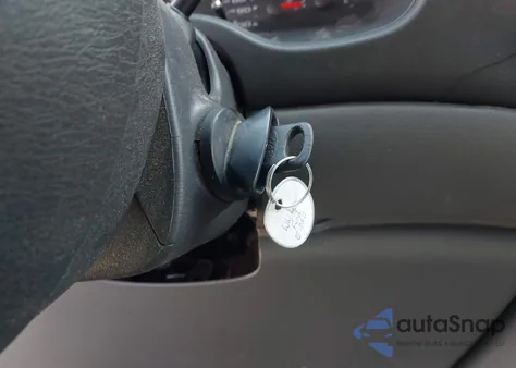 2006 Ford Econoline E350 Super Duty Van from USA, damaged, VIN 1FTSE34L26DB23445